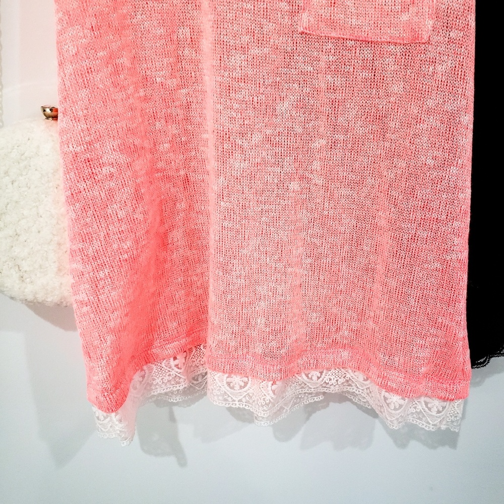 TERI LACE TRIM KNIT TANK - Picture 5 of 7